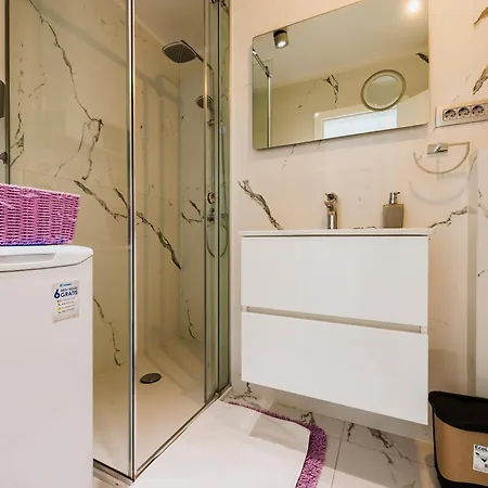 Downtown Luxury Emili Спліт