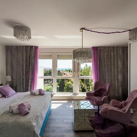 Downtown Luxury Emili * Спліт